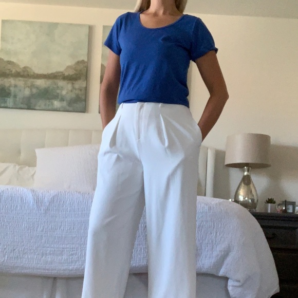 Scoop Neck Tee LuLaRoe Classic T - Picture 2 of 3